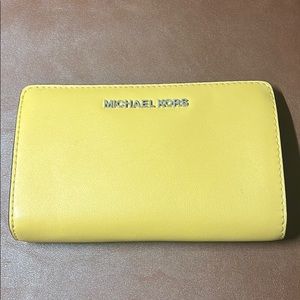 Michael Kors light yellow wallet